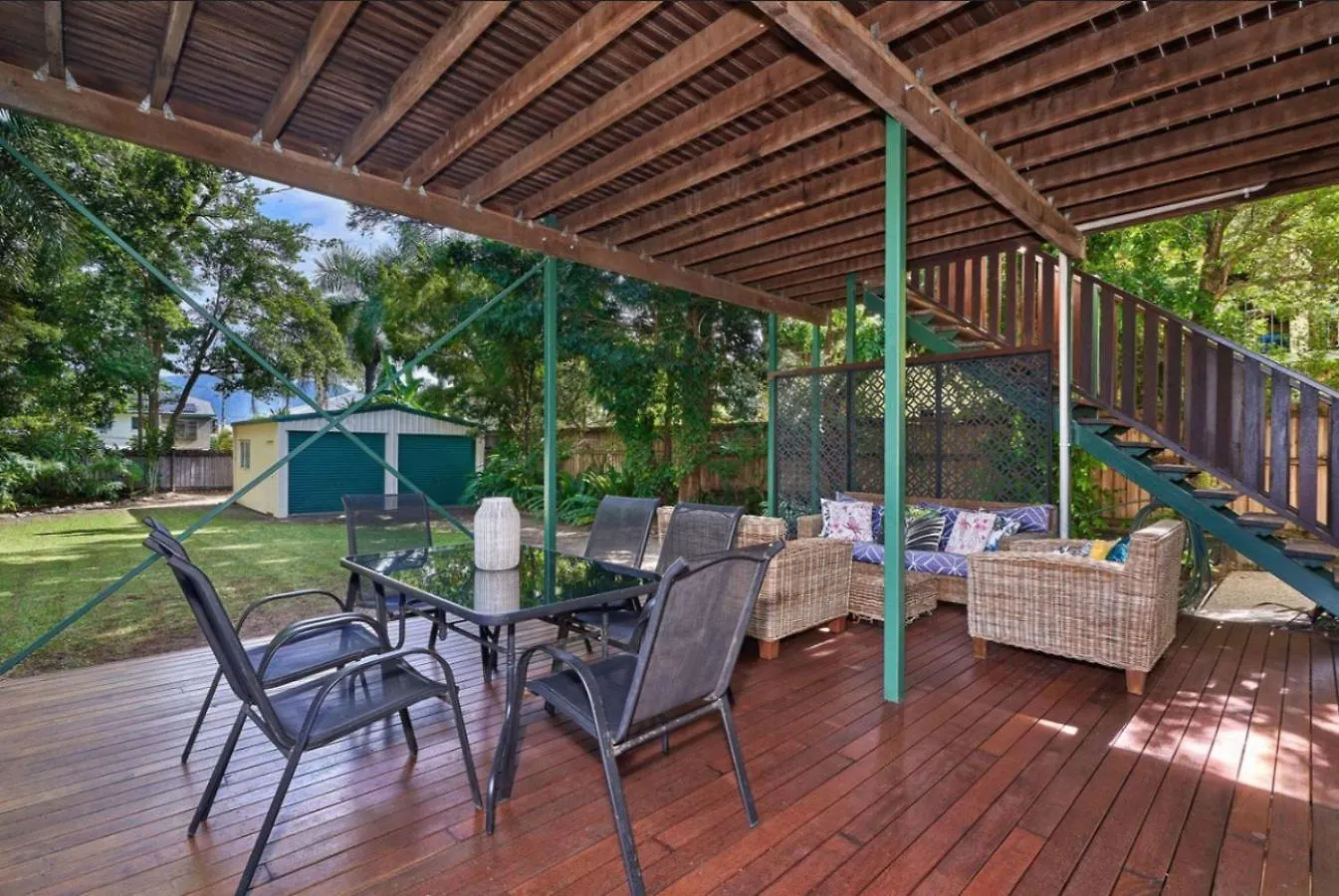 Apartment The Garden Suite At Buchan House Westcourt Australia